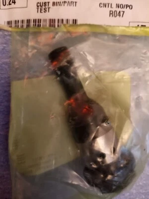 Válvula de control de perno de escape Buick OEM 2020 Encore 1,3 L 12703758 nueva en paquete Foto 1 de 2