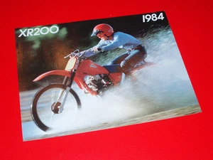 HONDA • 84 XR200 Sales Literature Brochure Vintage Enduro XR 200 - Imagen 1 de 2