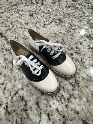 Kesco Kids Saddle Shoes Black And White Size 13.5 - Image 1 of 4