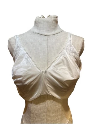 BALI DF 1004 Minimizer Underwire Back Closure Off-White  Bra 44DDD - Image 1 of 4