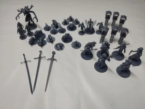 Miniatures for Beast board game - Picture 1 of 10