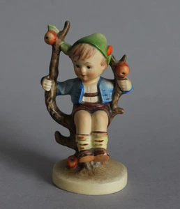 Goebel Porzellan Hummel Figur 142/3/0 Herbst H 11 cm - Picture 1 of 10