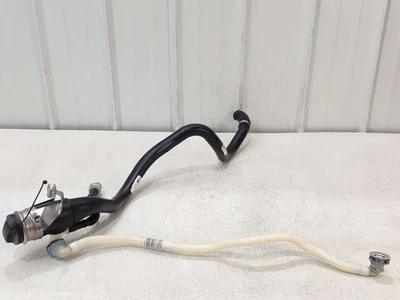 21-24 BMW M4 G82 COMPETIÇÃO PESCOÇO DE ENCHIMENTO DE COMBUSTÍVEL 3.0L 120009628 R27489603 - Imagem 1 de 4