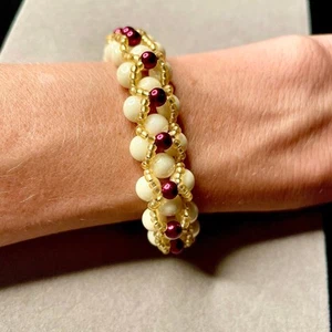 Unique White Gold Burgundy Beaded Bracelet - Picture 1 of 4