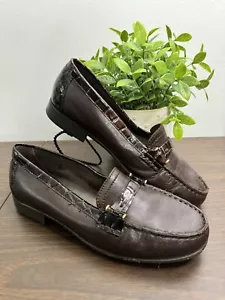 Mocasín Clarks Bendables para mujer talla 8 cuero marrón cocodrilo ribete en relieve planos - Imagen 1 de 11