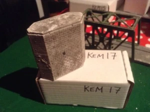 Brick Style Bridge support pier Urban Type OO /HO Scale 85mm Tall, Painted - Picture 1 of 8