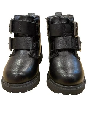 Botas negras con hebilla para niños pequeños - talla 6 - Carters Foto 1 de 4