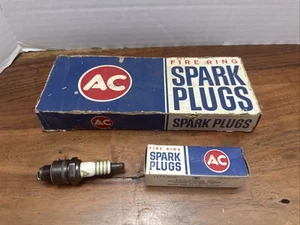 8 NOS New AC Delco GM Fire Ring Spark Plugs #44S 5612386 - Picture 1 of 11