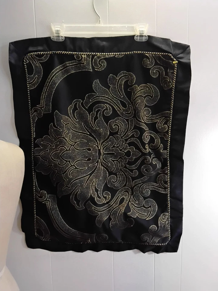 Juego de dos fundas de almohada estándar Waterford Fine Linens 23 X 29 azul y dorado Foto 1 de 3