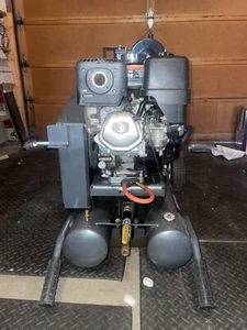 8-gallon Honda Gas Air Compressor - Picture 1 of 4