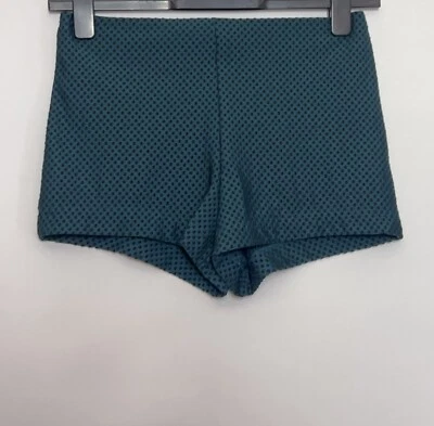 Forever 21 Green Spotty Smart Shorts Size M - Image 1 of 4
