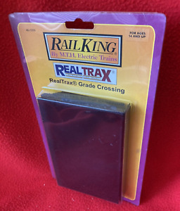 MTH RAILKING REALTRAX TRACK GRADE CROSSING O GAUGE no track included 40-1009 NEW