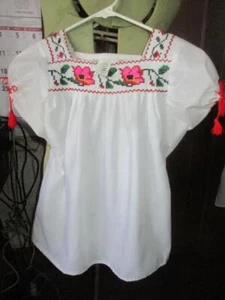 Mexican White Cotton Blouse With Cross Stich Embroidery Sz. 4 - Picture 1 of 6