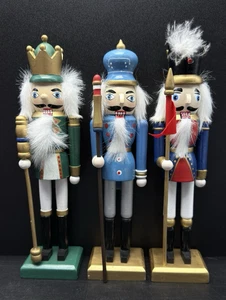 Vtg Greenbrier Nutcrackers King Guard Solider Christmas Decor  10'' Set of 3 - Picture 1 of 7
