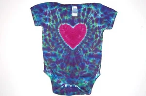 Baby TIE TYE Corazón Verde Bebé Enredadera Hippie NB 6 12 18 24 Meses Amor Arte Regalo - Imagen 1 de 1