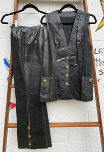 Vintage schwarzer Leder 70er Hosenanzug Gr. 12 schwarz Leder groovy Hosenanzug - Bild 1 von 5