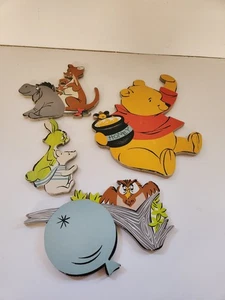 Disney's Winnie The Pooh 4 Piece Vintage Cardboard Wall Decor  - Picture 1 of 4