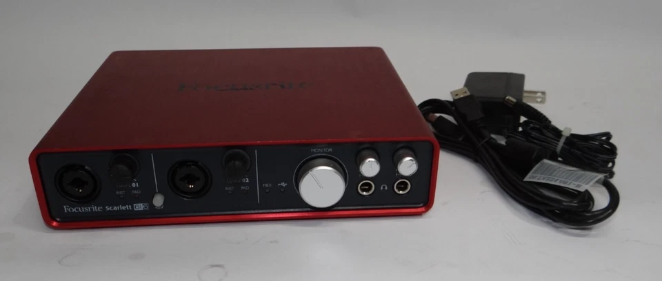 Interfaz de audio Focusrite Scarlett 6i6 Foto 1 de 4