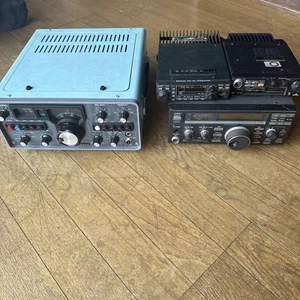 Émetteur-récepteur Junk YAESU ICOM - Photo 1/9