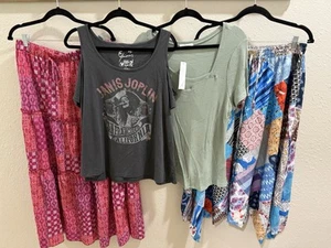 Mix Lot of Women's 1X Plus size clothing Brand New - Picture 1 of 11