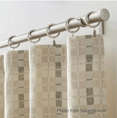 Panel de cortina CRATE & BARREL Pastore - 50”x84” - Mezcla de lino - Geométrico Gris Marfil Foto 1 de 4