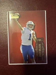 Tarjeta de fútbol americano 2021 Wild Card rojo mate paralelo Zach Wilson #LBC-2 error raro - Imagen 1 de 4
