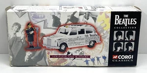 Clásicos Corgi - The Beatles - Taxi de periódico y figura - Rita Meter Maid - Imagen 1 de 3