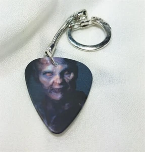 Zombie The Walking Dead Guitar Pick Keychain - Picture 1 of 4