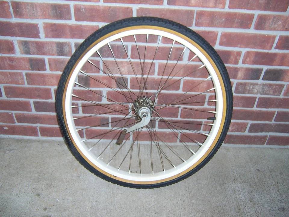 Vintage Schwinn Tubular S2 Rear Rim & 26 X 2 Tire Taken Off 1950s Hornet Bike - Image 1 of 4
