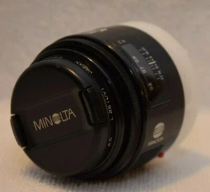  MINOLTA MAXXUM 50mm f1.7 AF LENS!!  EXCELLENT CONDITION!! - Picture 1 of 8