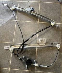 REGULADOR VENTANA LADO CONDUCTOR DELANTERO DERECHO AUDI TT MK2 2006-2014 8J0837462E - Imagen 1 de 4