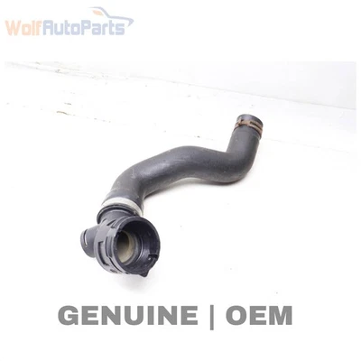 AUDI Q7 2007-2010 4L 3,6 L - Manguera de radiador inferior / línea 7L0122051D Foto 1 de 4