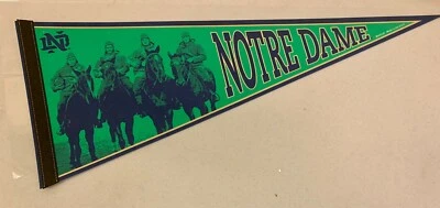 Banderín Notre Dame University Fighting Irish 12"x30" decoración de habitación orgullo universitario Foto 1 de 4