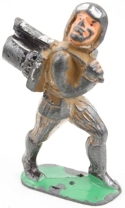 C1940 Manoil M115 Dimestore Toy Soldier Airman Norden Bomb Sight Aviator Goggles - Picture 1 of 10