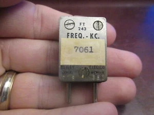 7061 KC kHz FT-243 40 meter Ham Radio crystal 40m CW vintage TESTED - Zdjęcie 1 z 5
