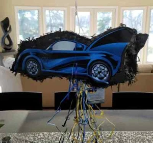 BATMAN CAR PINATA NEW IN THE BOX BUY 9 FOR $35.00 - Picture 1 of 2