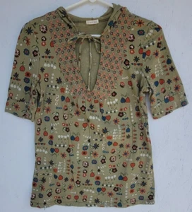 Maurices Women's Hooded Top Green Print Short Sleeve V-Neck see measurements - Picture 1 of 5