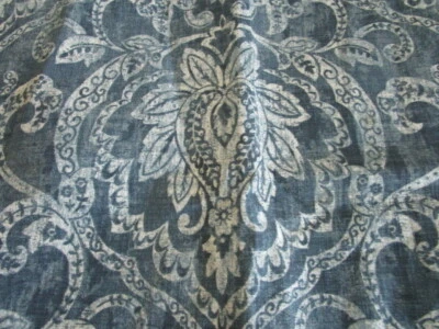 Набор из 2 домашних стандартных наволочек Nicole Miller с синим и белым принтом - Изображение 1 из 4