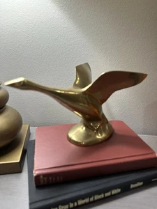 Vintage Brass Goose Bird in Flight Figurine Sculpture 7.5 In Long 5 In Tall - Picture 1 of 6