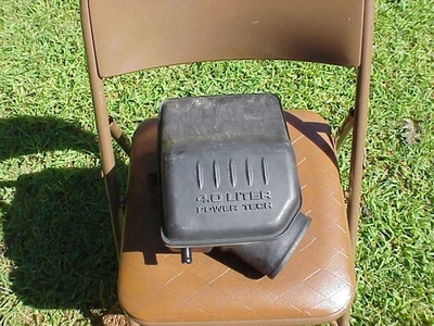 1999-2004 JEEP GRAND CHEROKEE CARBERATOR AIR BOX RESERNATOR ON THROTTLE BODY 4.0 - Image 1 of 4