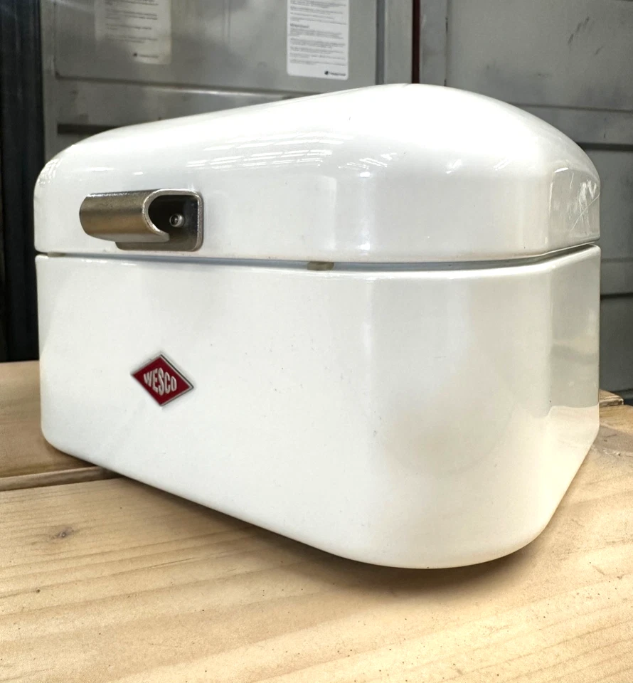 White Retro Style Wesco Bread Bin - Image 1 of 4