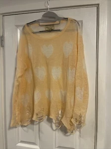 Wildfox 'White Label Fine Knit Jumper - Peach With White Heart Detail Small Size - Picture 1 of 6