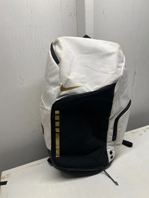 Mochila de baloncesto Nike Hoops Elite blanca cómoda acolchada correas para el hombro 32L Foto 1 de 4