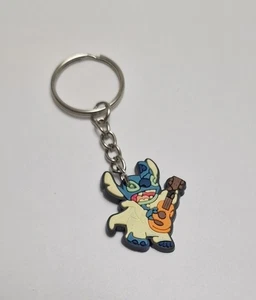 Schlüsselanhänger Lilo Und Stitch Elvis Gitarre Geschenk Anhänger Schlüssel  - Picture 1 of 1