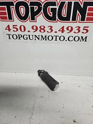 1983 - 1985 HONDA VF750S VF700S VF750 VF700 VF 750 700 SABRE DRIVER FOOTREST RH Foto 1 de 4