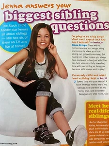Jenna Ortega, pinup vintage due pagine - Foto 1 di 1