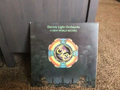 ELECTRIC LIGHT ORCHESTRA New World Record USED 1976 LP Pop Rock Vinyl JET-35529 - Image 1 of 2
