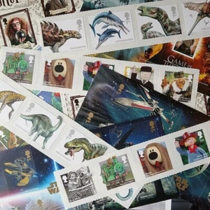 500 1st Class, Genuine Royal Mail, Self-adhesive, Commemorative Postage Stamps. - Picture 1 of 1