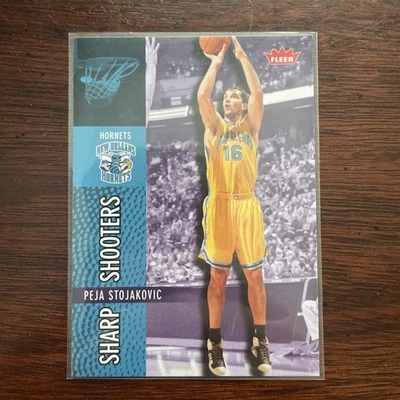 2008-09 Fleer Peja Stojakovic Sharp Shooters #SS-16 New Orleans Hornets - Imagem 1 de 2