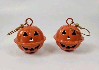 Pendientes Colgantes Halloween Jack O Lantern, Metal Esmaltado Jingle Bell Calabazas Foto 1 de 3